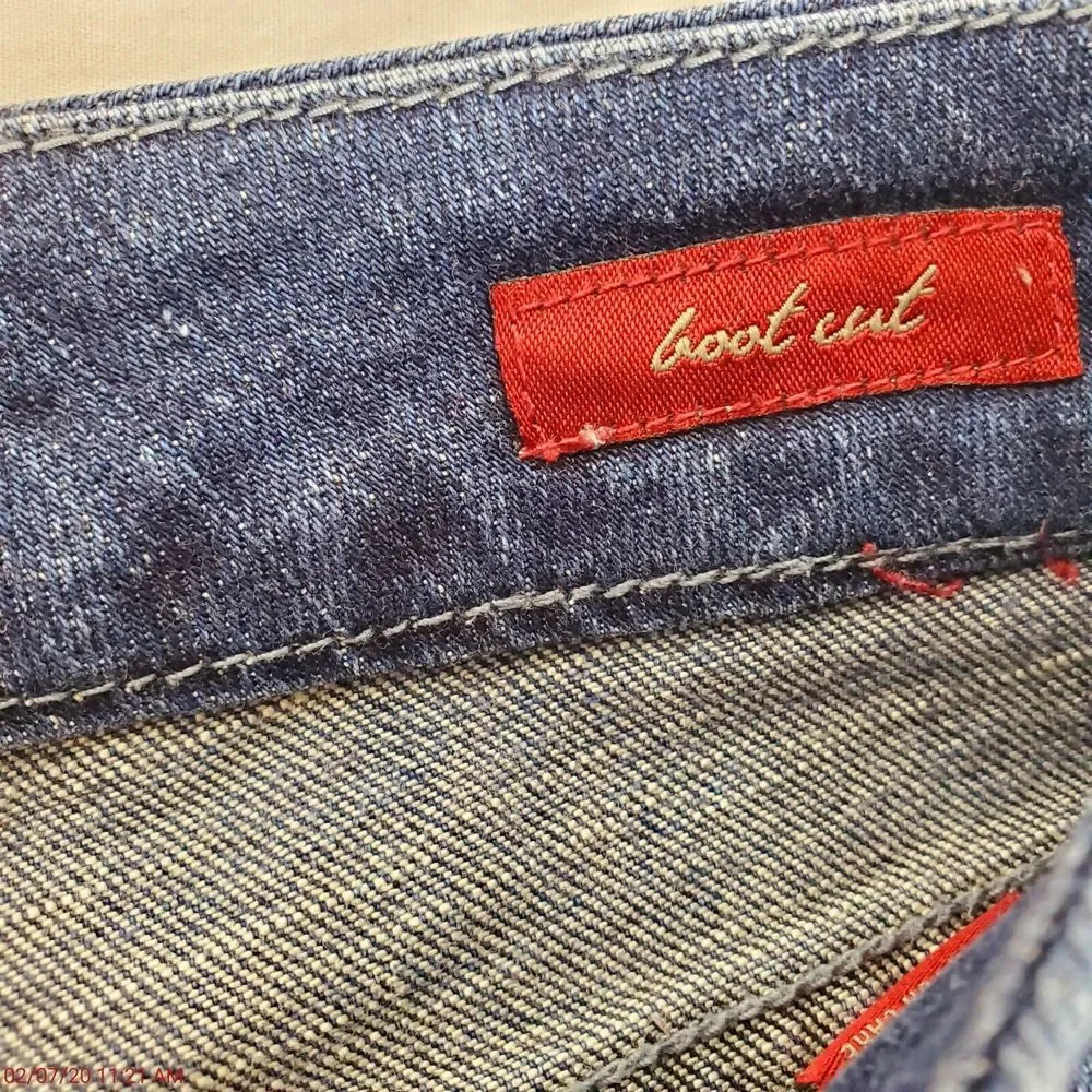 Seven7 Women's Bootcut Jeans Medium Wash Size 30W x 27L‎